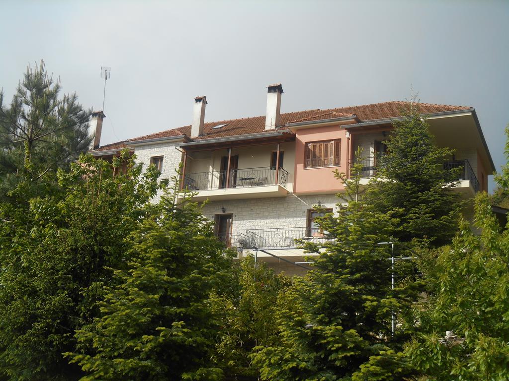 Traditional Guesthouse Marousio Rodavjí Kültér fotó